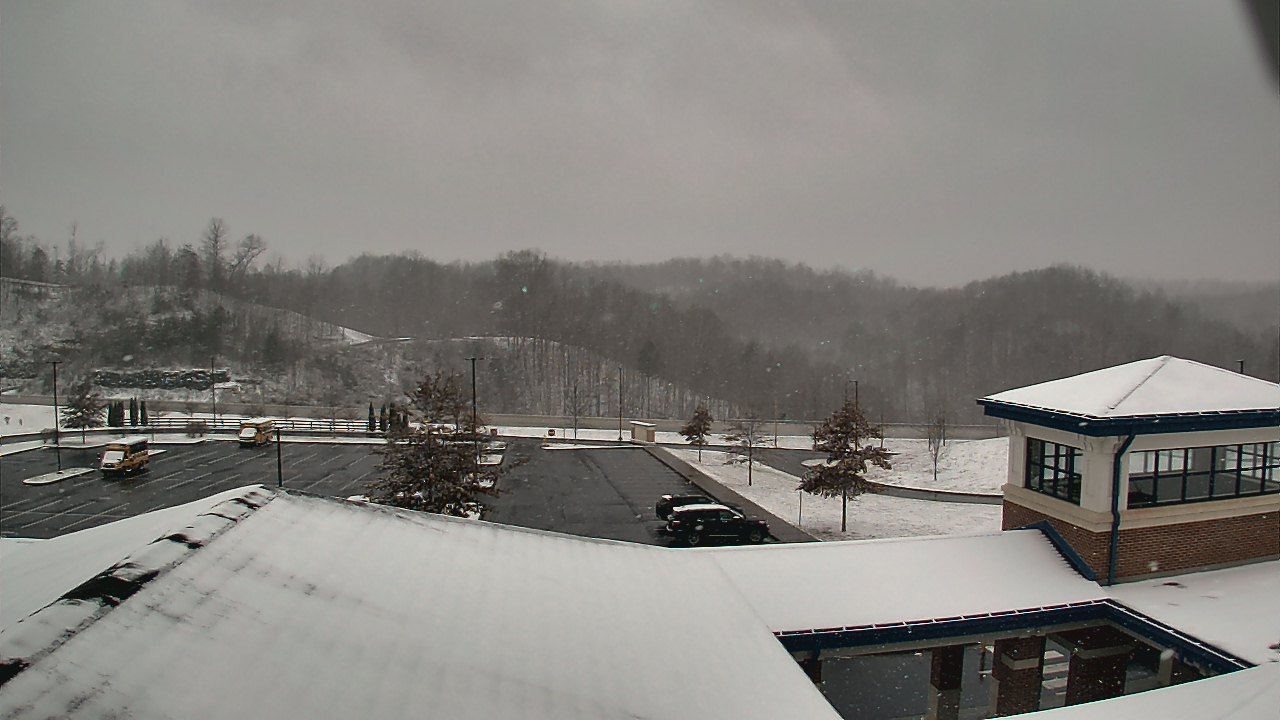 Thumbnail for current weather camera view from Wrigley Elementary School in West Liberty, Kentucky