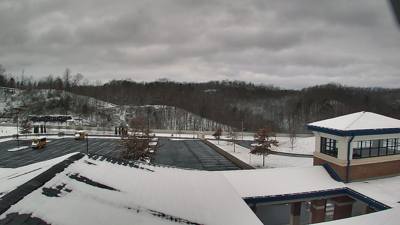 Thumbnail for current weather camera view from Wrigley Elementary School in West Liberty, Kentucky