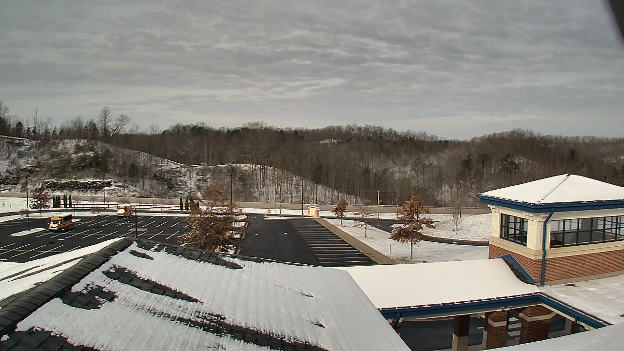 Thumbnail for current weather camera view from Wrigley Elementary School in West Liberty, Kentucky
