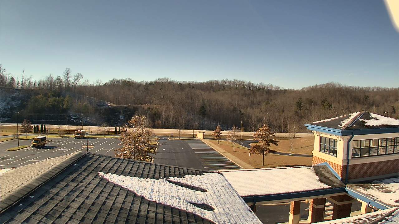 Thumbnail for current weather camera view from Wrigley Elementary School in West Liberty, Kentucky