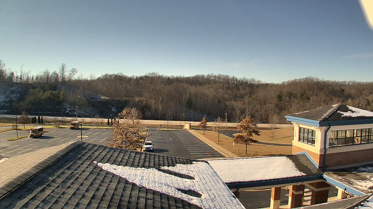 Thumbnail for current weather camera view from Wrigley Elementary School in West Liberty, Kentucky