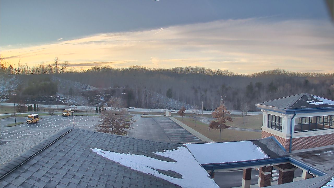 Thumbnail for current weather camera view from Wrigley Elementary School in West Liberty, Kentucky