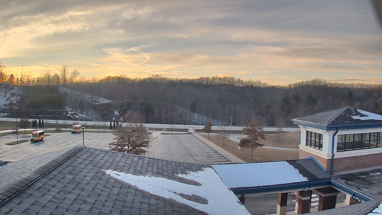 Thumbnail for current weather camera view from Wrigley Elementary School in West Liberty, Kentucky