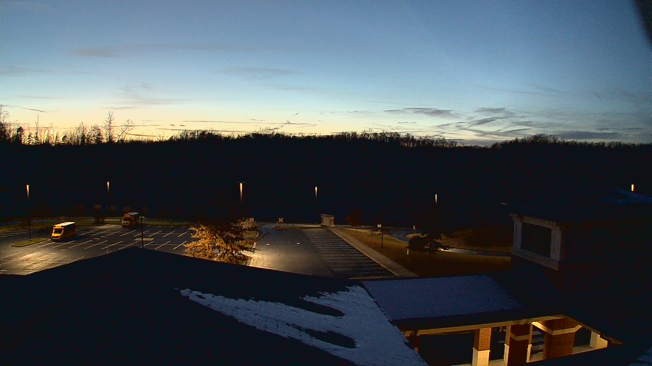 Thumbnail for current weather camera view from Wrigley Elementary School in West Liberty, Kentucky