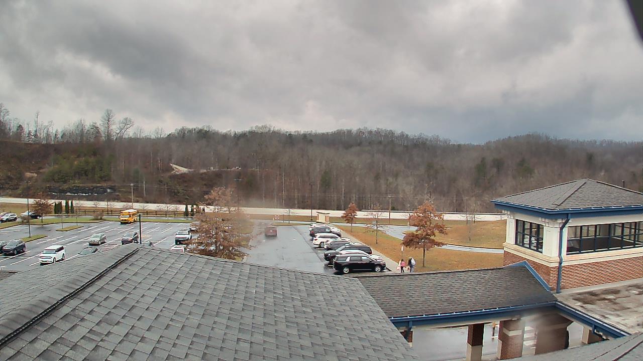 Thumbnail for current weather camera view from Wrigley Elementary School in West Liberty, Kentucky
