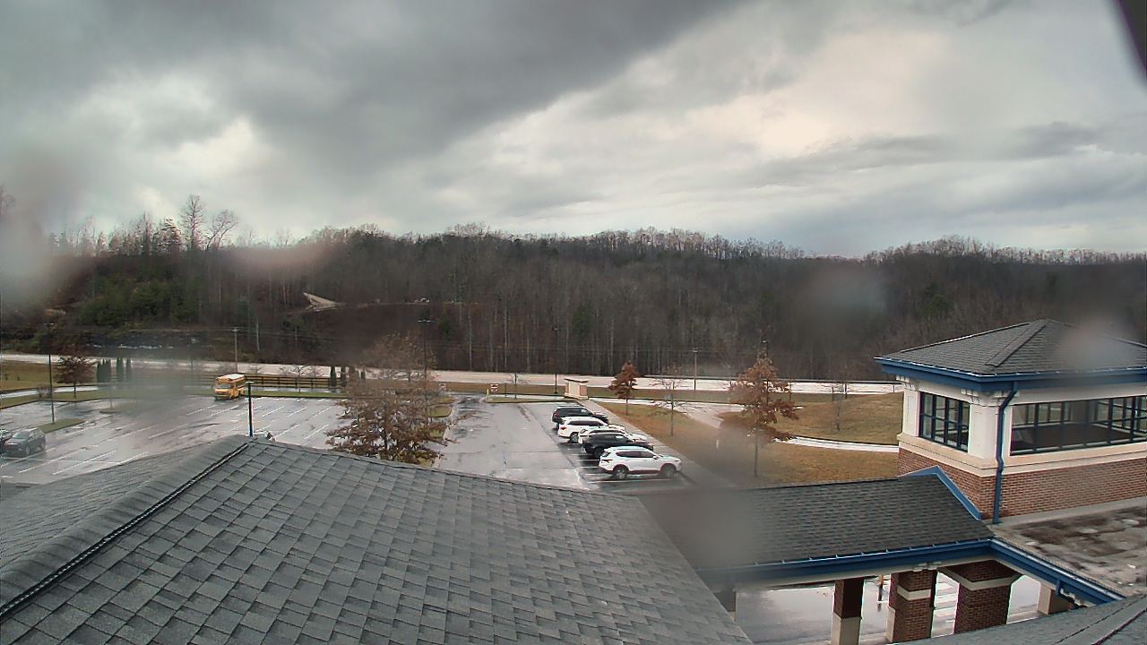 Thumbnail for current weather camera view from Wrigley Elementary School in West Liberty, Kentucky