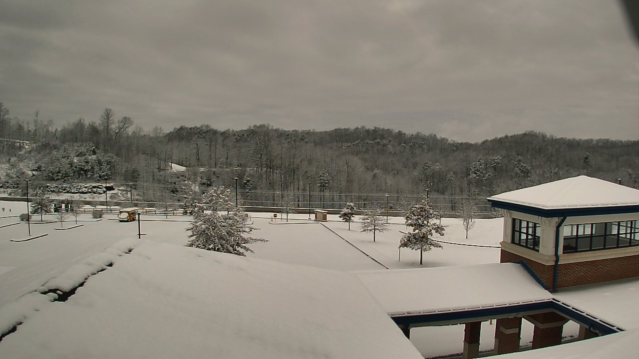 Thumbnail for current weather camera view from Wrigley Elementary School in West Liberty, Kentucky
