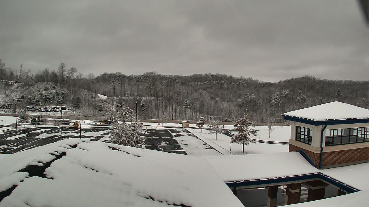 Thumbnail for current weather camera view from Wrigley Elementary School in West Liberty, Kentucky