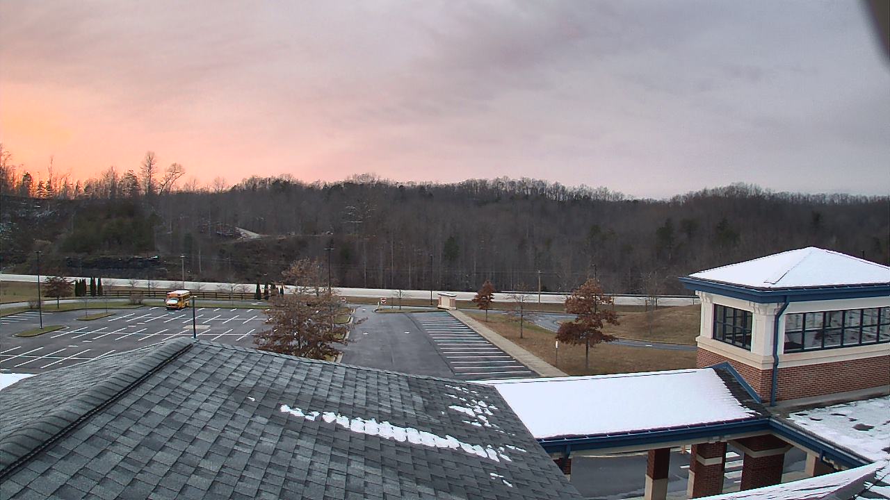 Thumbnail for current weather camera view from Wrigley Elementary School in West Liberty, Kentucky