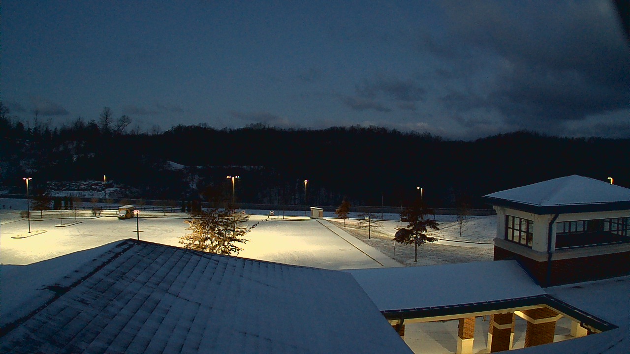 Thumbnail for current weather camera view from Wrigley Elementary School in West Liberty, Kentucky