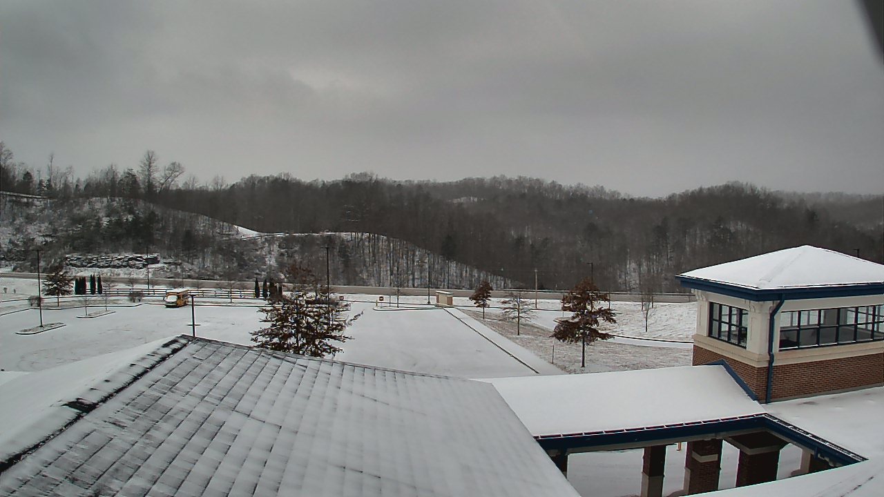 Thumbnail for current weather camera view from Wrigley Elementary School in West Liberty, Kentucky