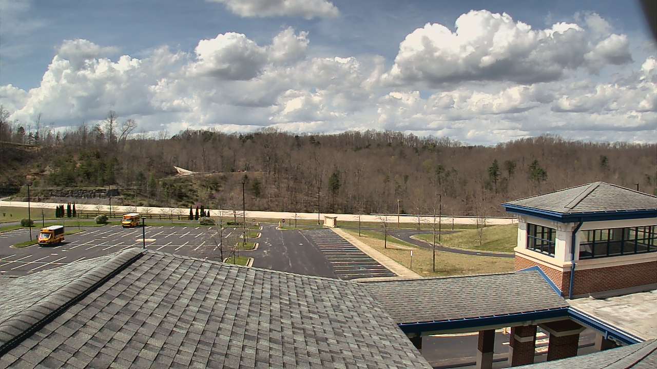 Thumbnail for current weather camera view from Wrigley Elementary School in West Liberty, Kentucky