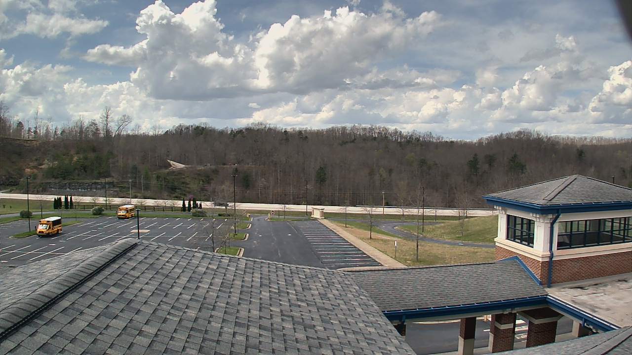Thumbnail for current weather camera view from Wrigley Elementary School in West Liberty, Kentucky