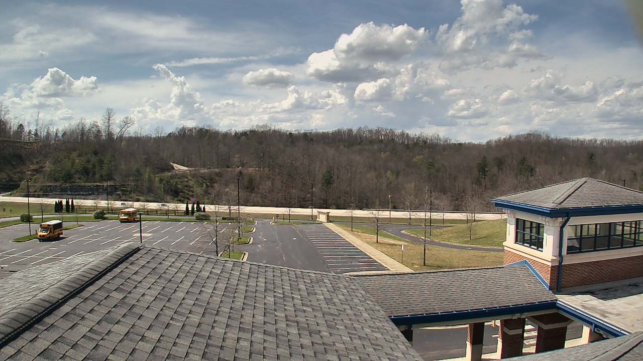 Thumbnail for current weather camera view from Wrigley Elementary School in West Liberty, Kentucky