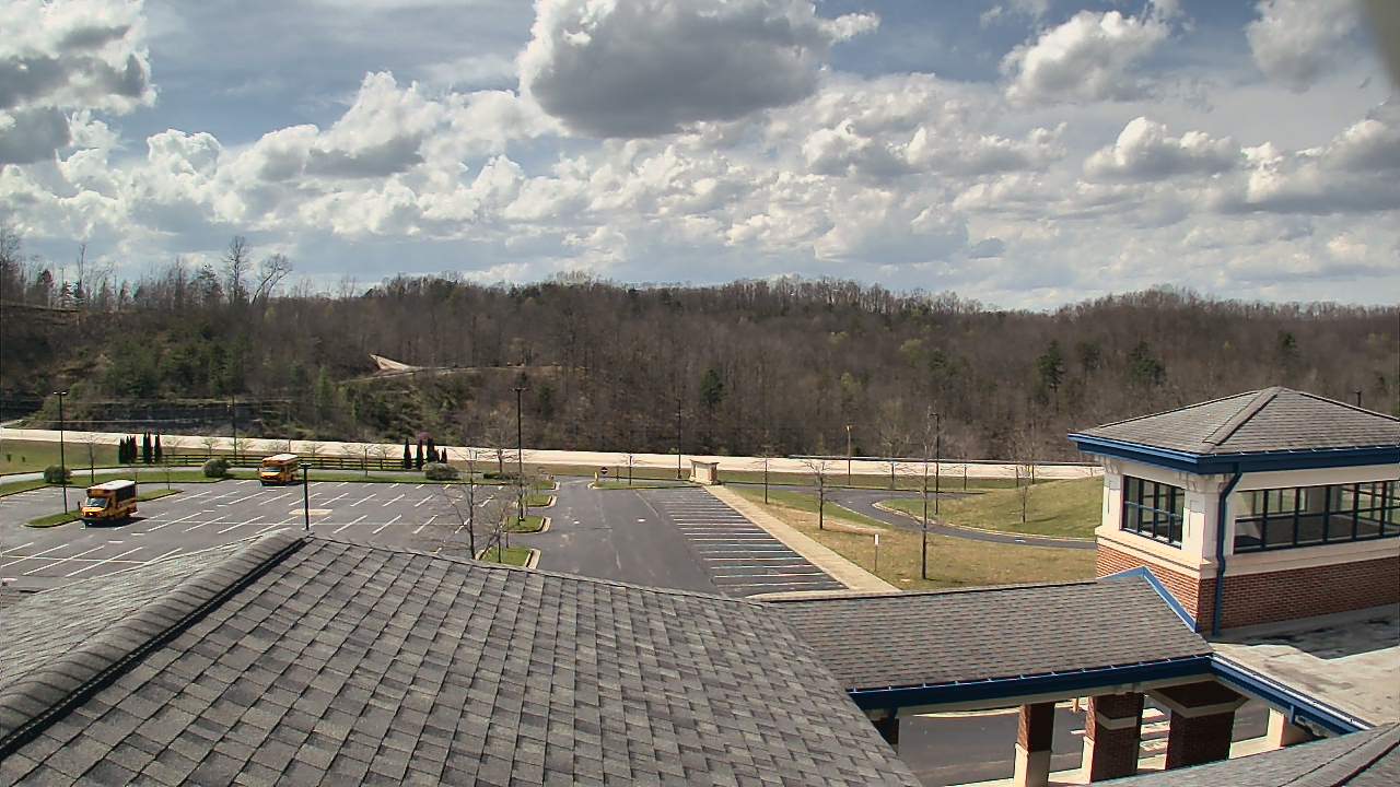 Thumbnail for current weather camera view from Wrigley Elementary School in West Liberty, Kentucky