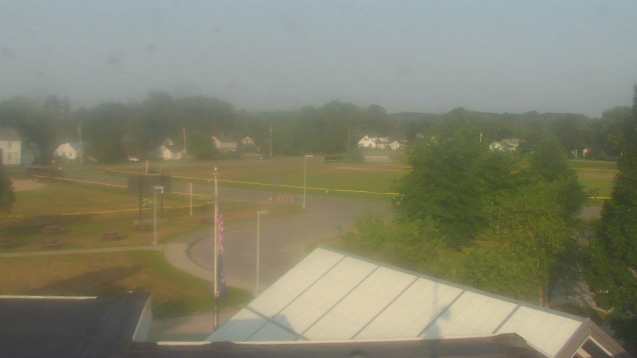 Thumbnail for current weather camera view from Waterville Senior High School in Waterville, Maine