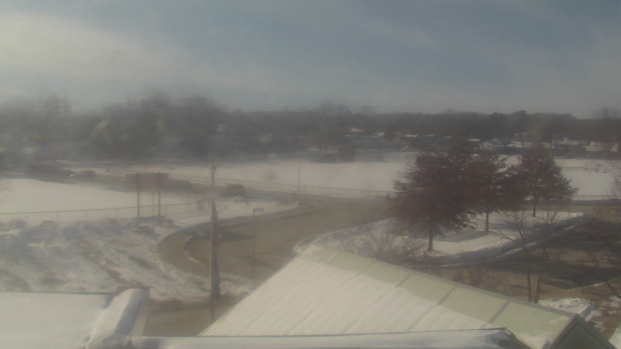 Thumbnail for current weather camera view from Waterville Senior High School in Waterville, Maine