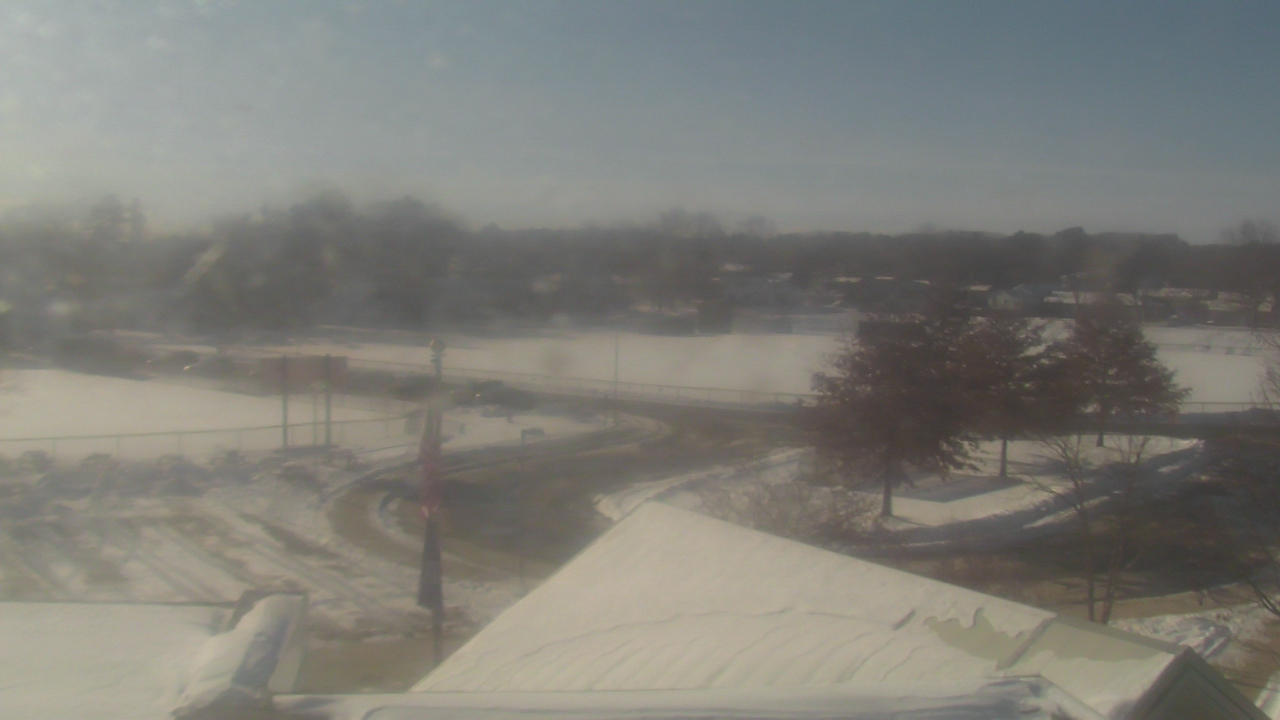 Thumbnail for current weather camera view from Waterville Senior High School in Waterville, Maine