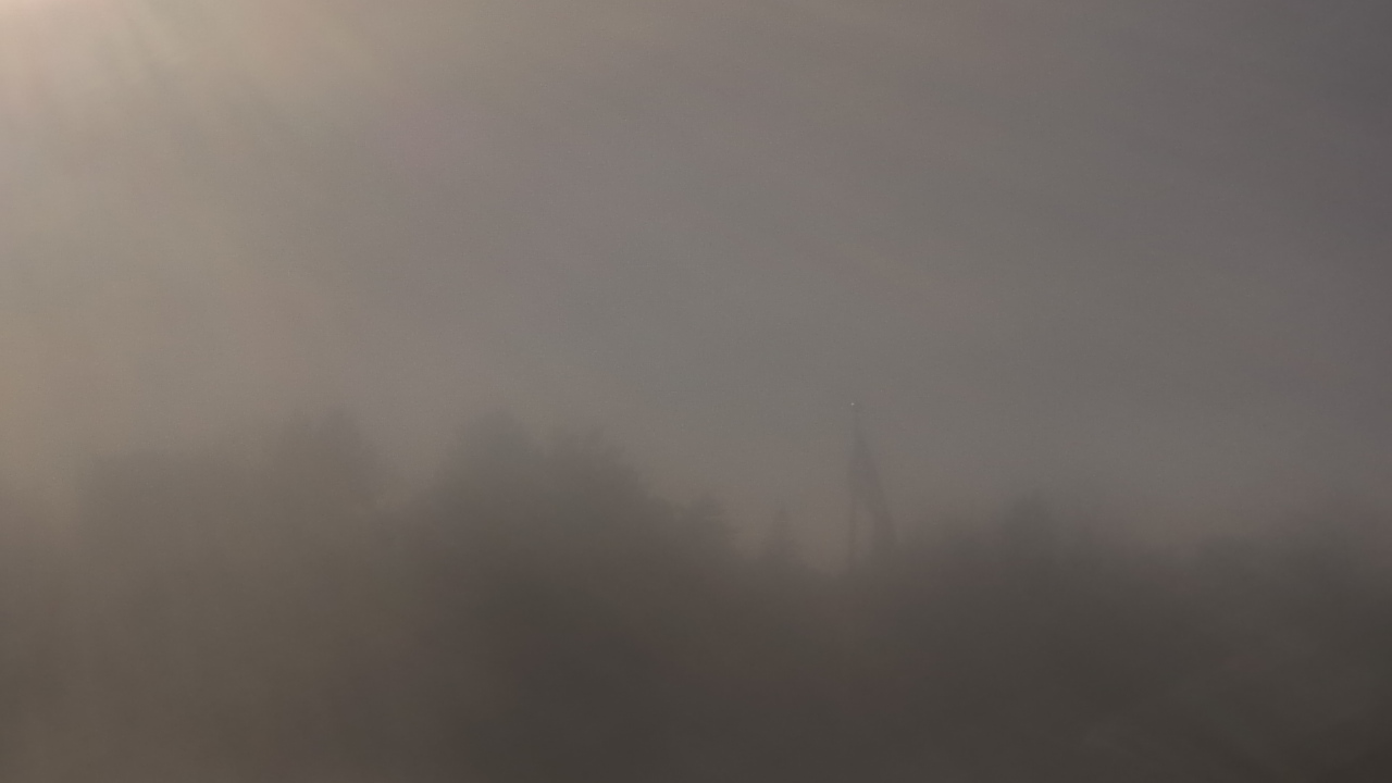 Thumbnail for current weather camera view from Claypit Hill Elementary School in Wayland, Massachusetts