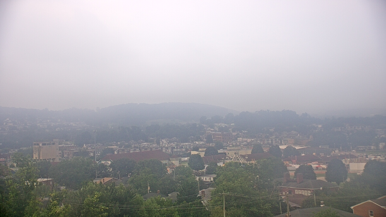 Thumbnail for current weather camera view from EFS STEAM Academy in York, Pennsylvania