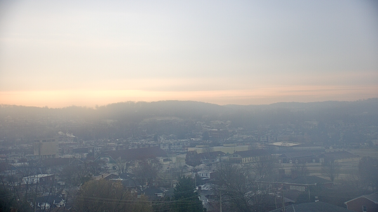 Thumbnail for current weather camera view from EFS STEAM Academy in York, Pennsylvania