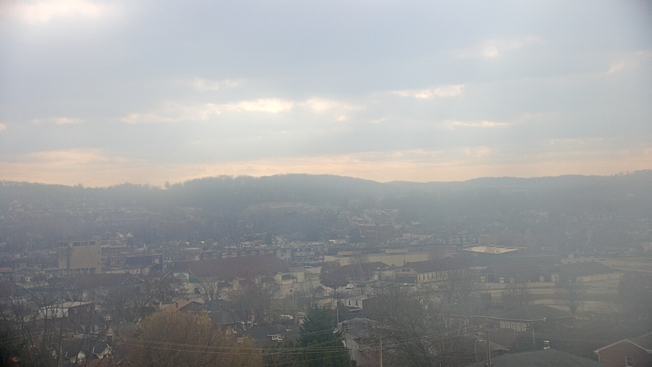 Thumbnail for current weather camera view from EFS STEAM Academy in York, Pennsylvania