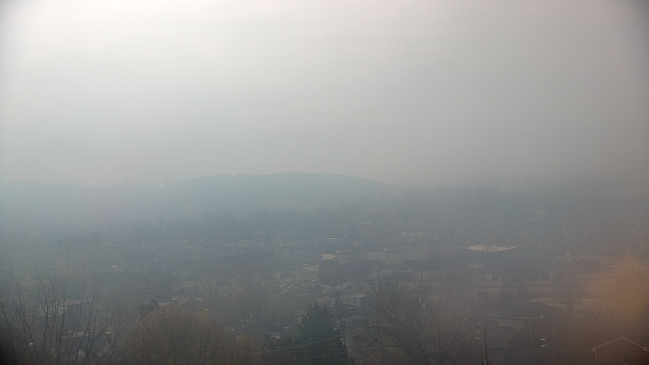 Thumbnail for current weather camera view from EFS STEAM Academy in York, Pennsylvania