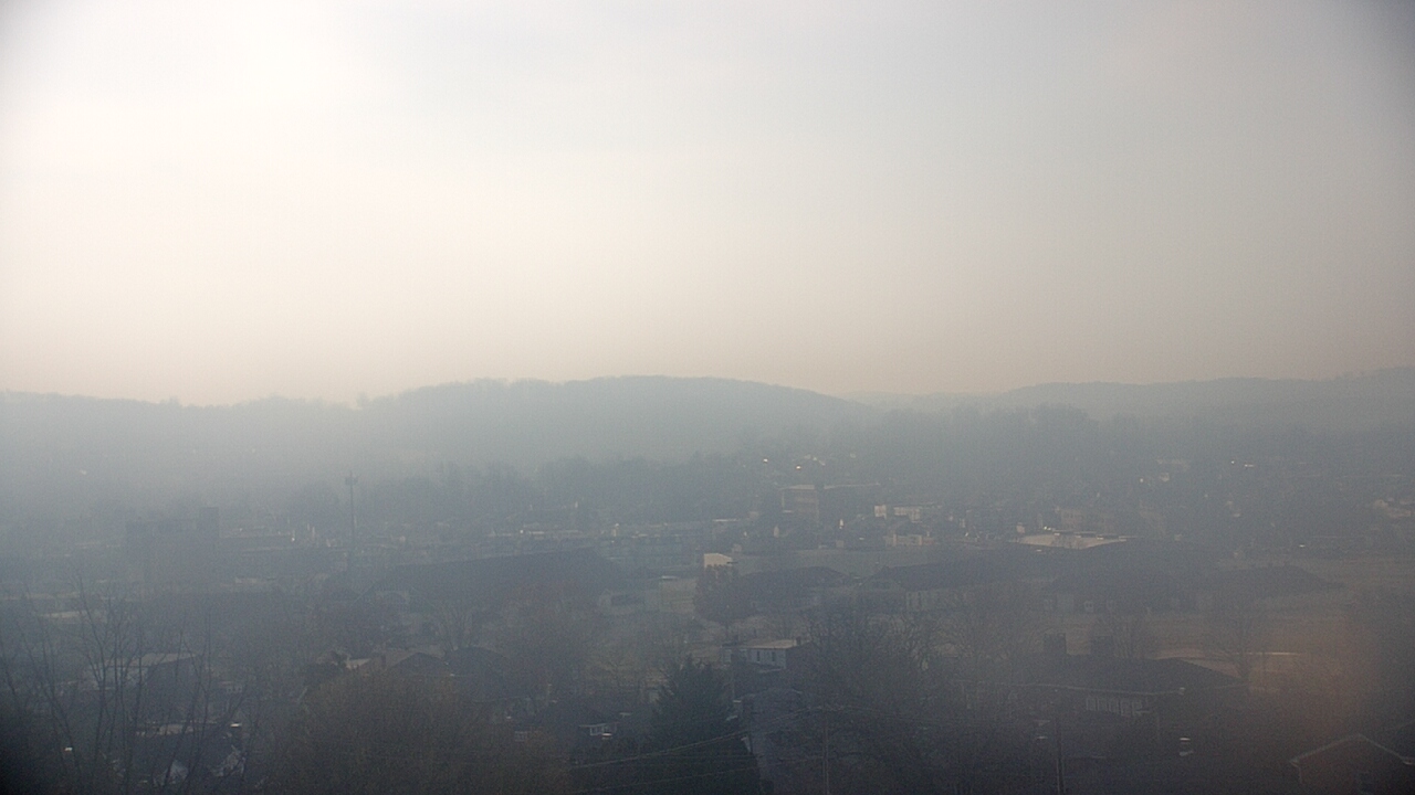 Thumbnail for current weather camera view from EFS STEAM Academy in York, Pennsylvania