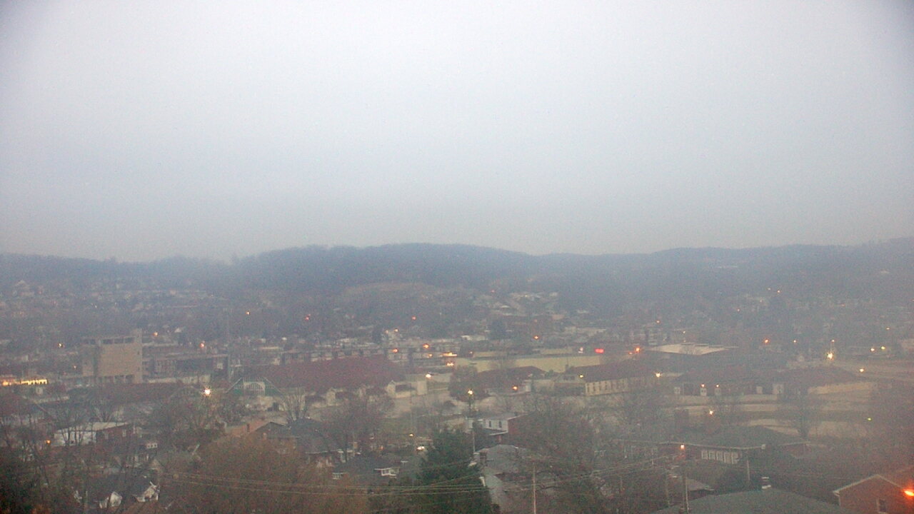 Thumbnail for current weather camera view from EFS STEAM Academy in York, Pennsylvania