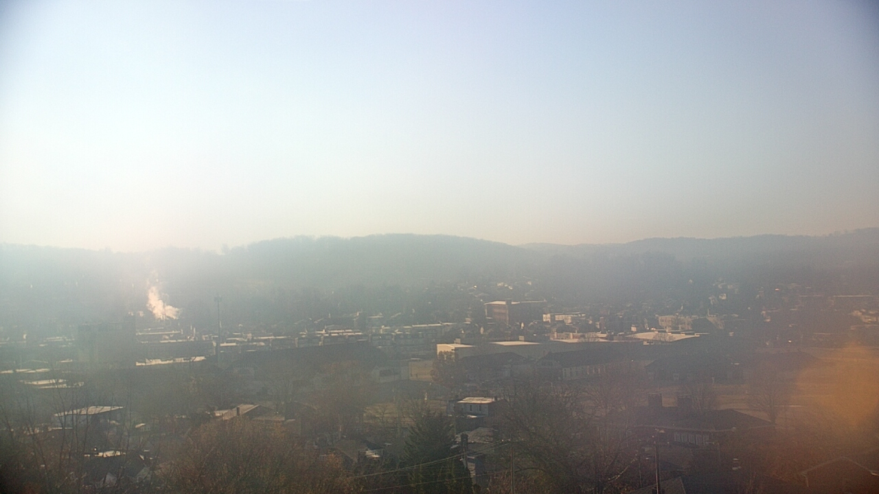 Thumbnail for current weather camera view from EFS STEAM Academy in York, Pennsylvania