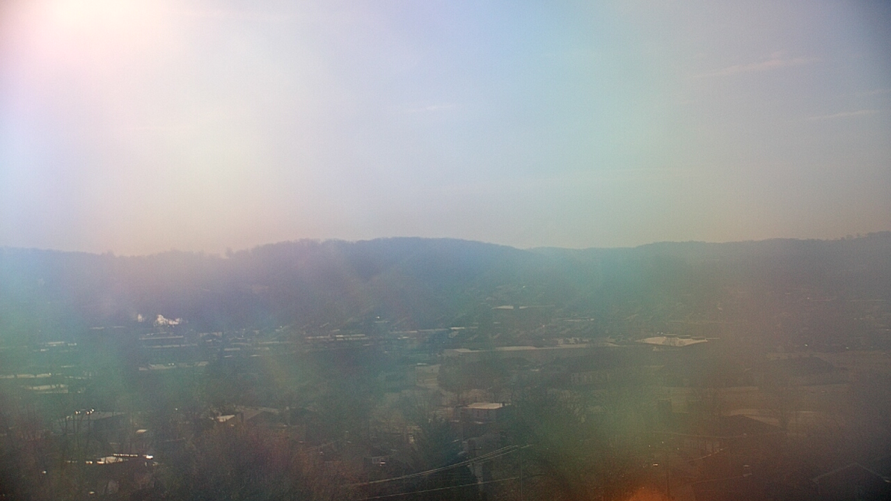 Thumbnail for current weather camera view from EFS STEAM Academy in York, Pennsylvania