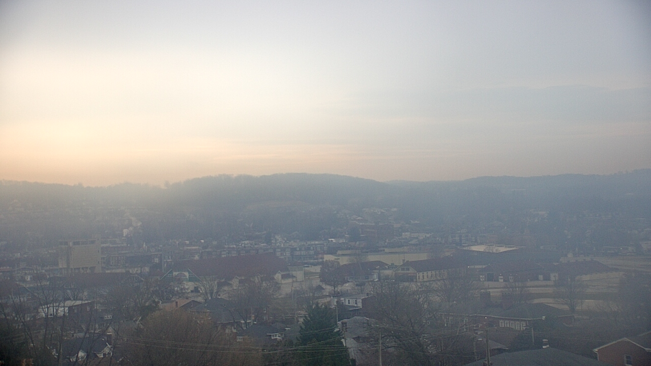 Thumbnail for current weather camera view from EFS STEAM Academy in York, Pennsylvania