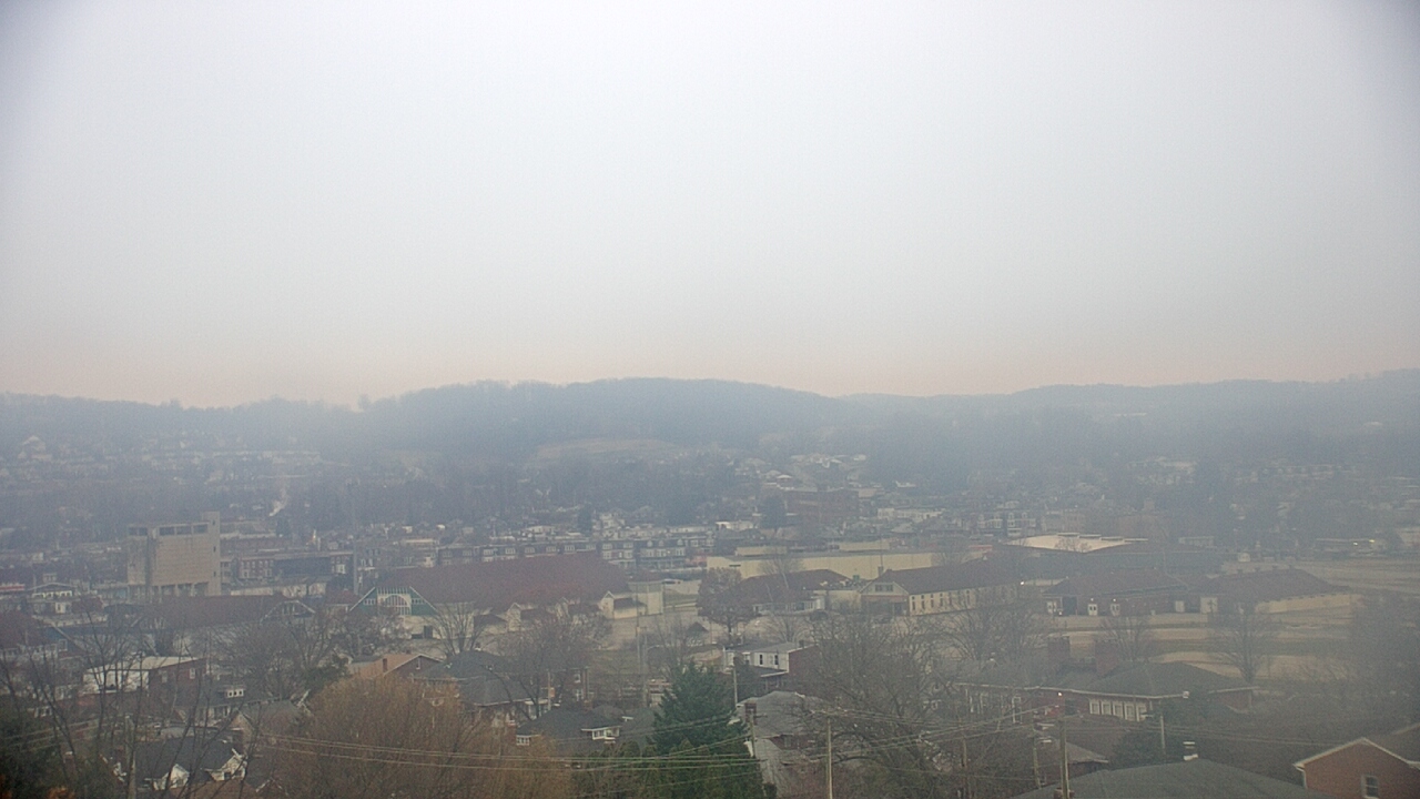 Thumbnail for current weather camera view from EFS STEAM Academy in York, Pennsylvania