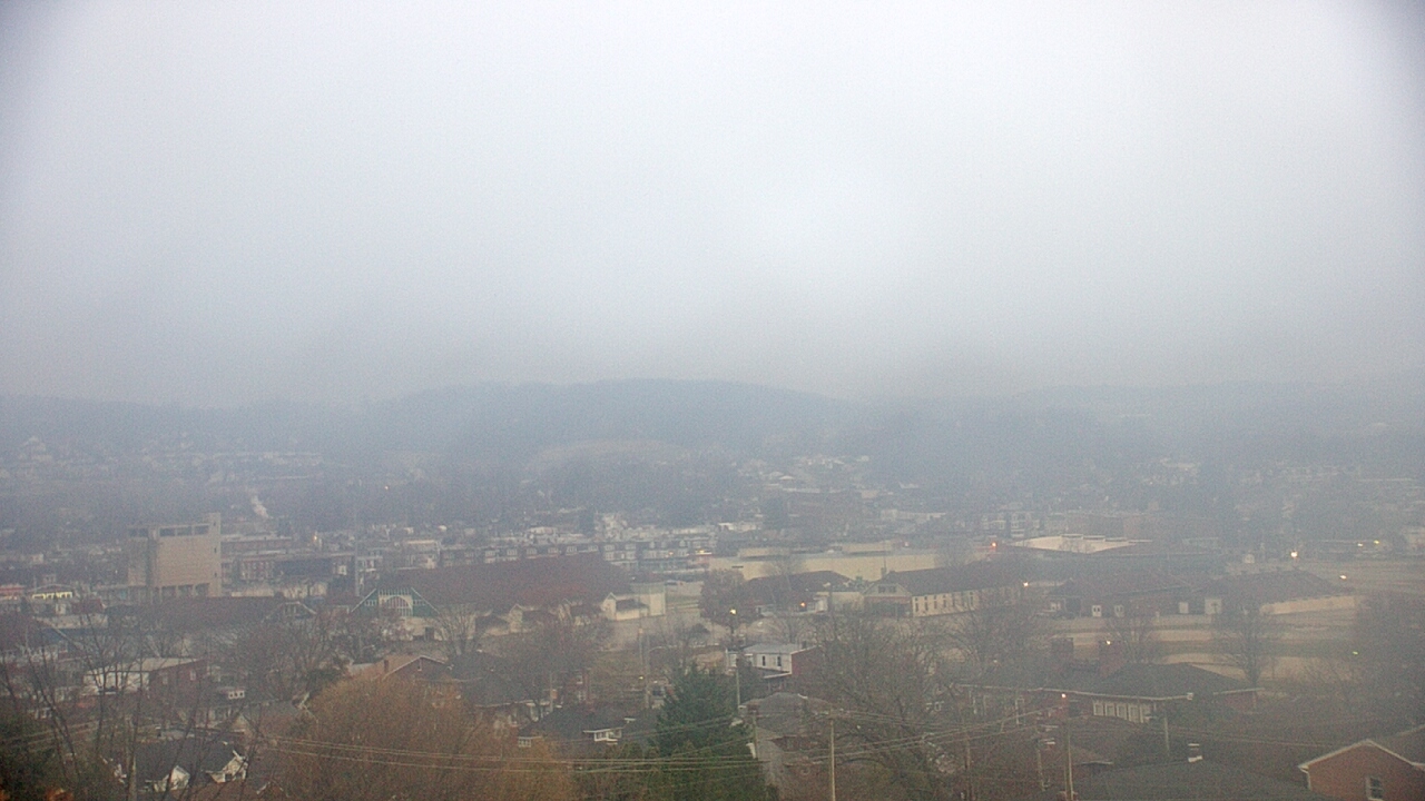 Thumbnail for current weather camera view from EFS STEAM Academy in York, Pennsylvania