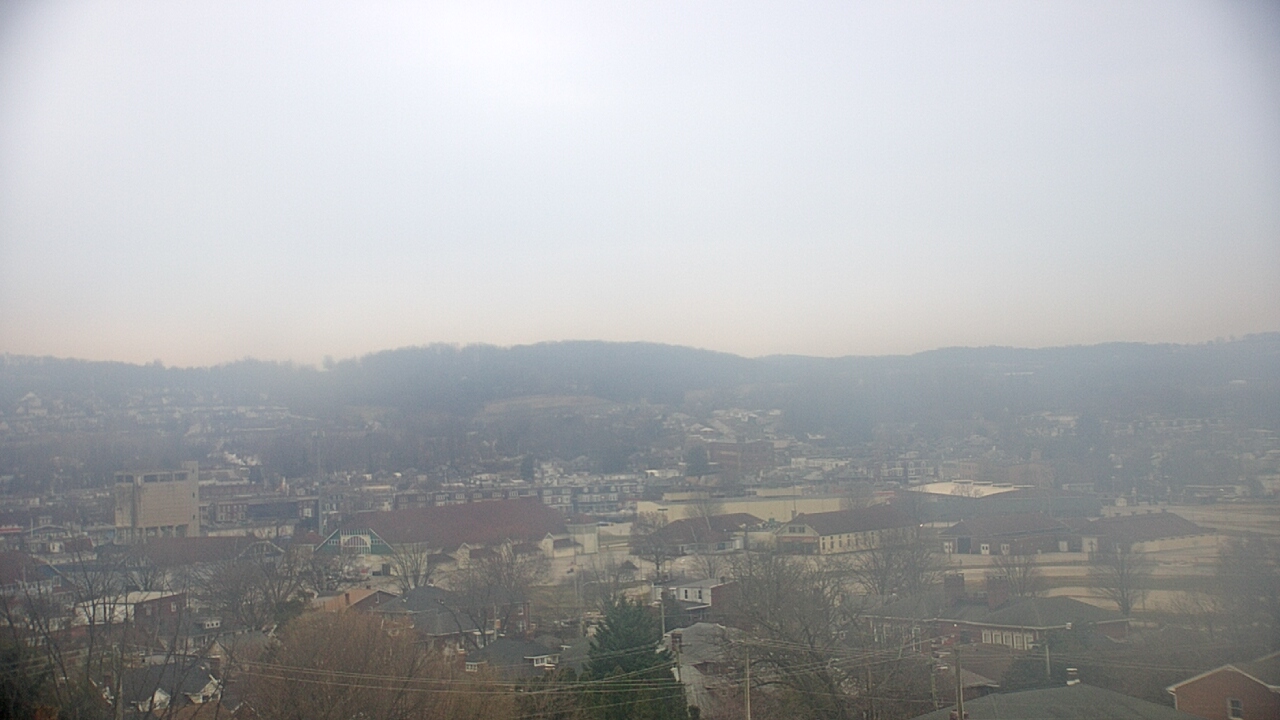 Thumbnail for current weather camera view from EFS STEAM Academy in York, Pennsylvania