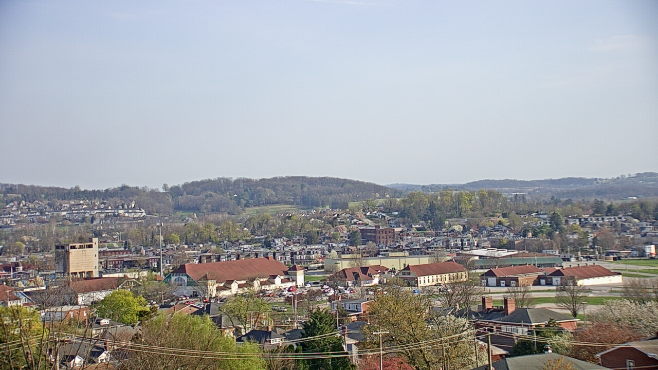 Thumbnail for current weather camera view from EFS STEAM Academy in York, Pennsylvania