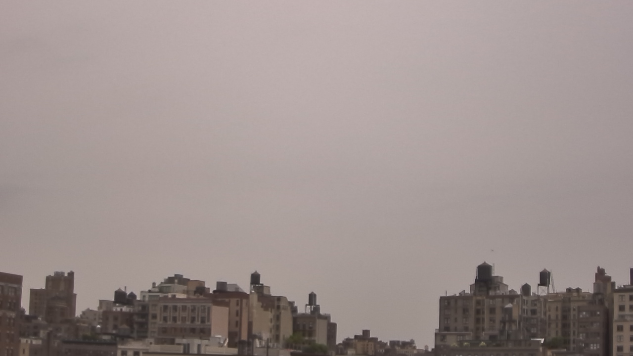 Thumbnail for current weather camera view from York Prep School in New York, New York
