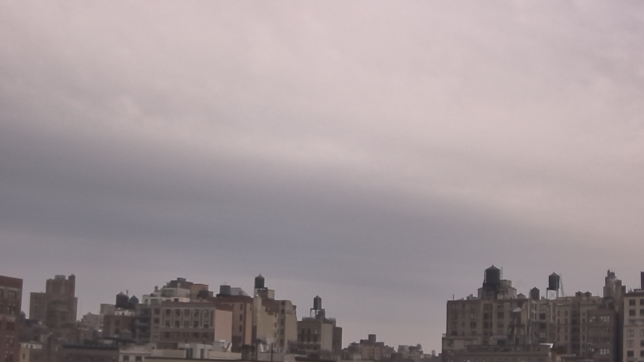 Thumbnail for current weather camera view from York Prep School in New York, New York