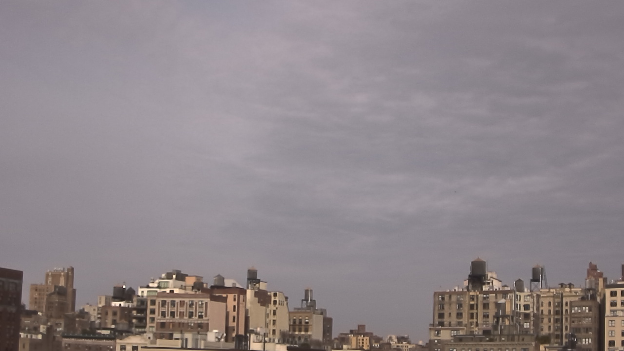 Thumbnail for current weather camera view from York Prep School in New York, New York