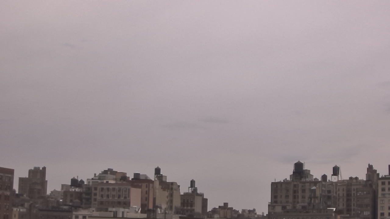 Thumbnail for current weather camera view from York Prep School in New York, New York