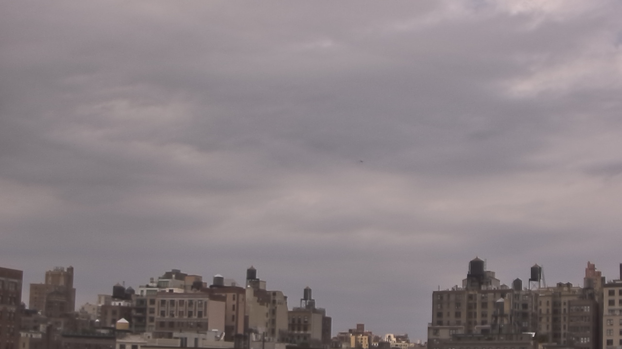 Thumbnail for current weather camera view from York Prep School in New York, New York