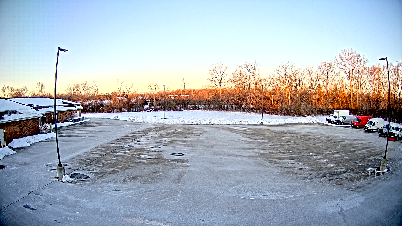 Thumbnail for current weather camera view from Zion Public School District 6 in Zion, Illinois