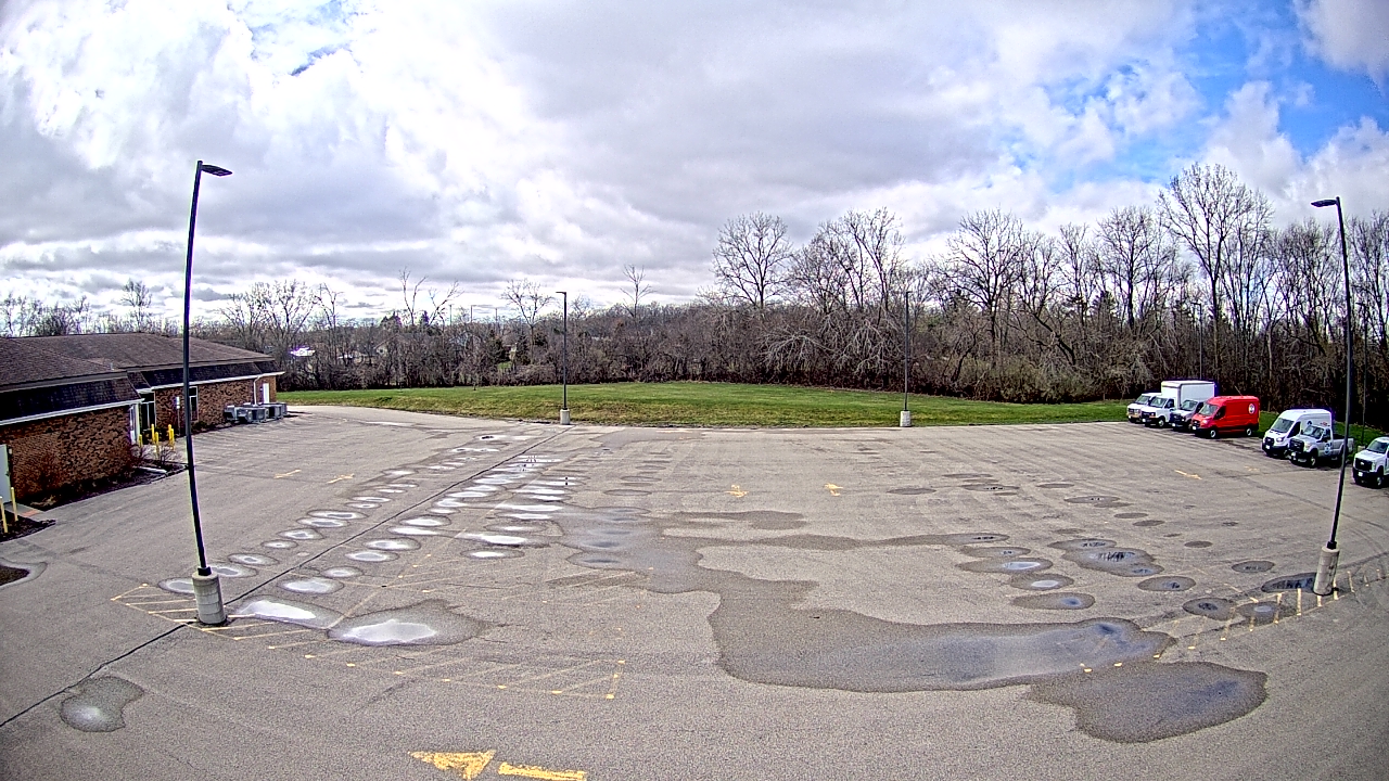 Thumbnail for current weather camera view from Zion Public School District 6 in Zion, Illinois