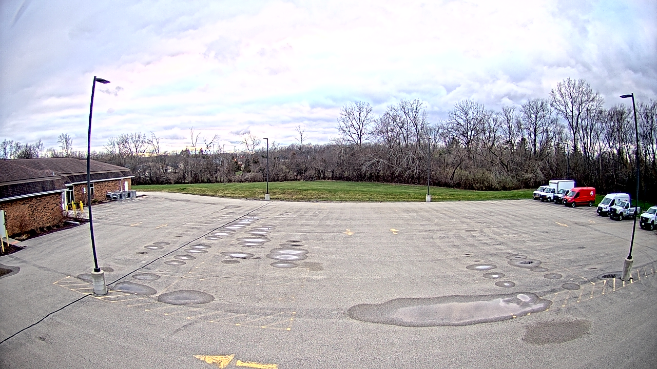 Thumbnail for current weather camera view from Zion Public School District 6 in Zion, Illinois