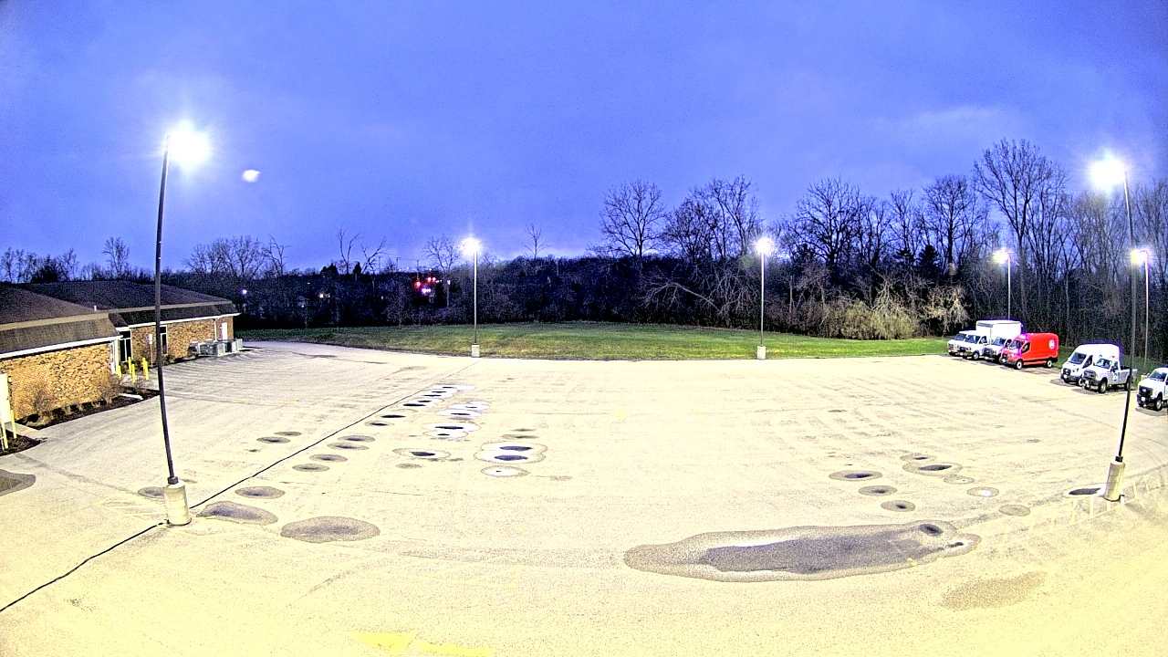 Thumbnail for current weather camera view from Zion Public School District 6 in Zion, Illinois